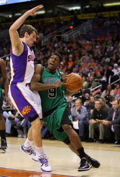 渐将分差扩 渐将分差扩