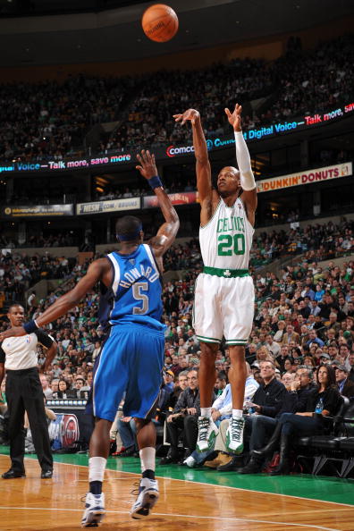 冠军的桂冠 冠军的桂冠